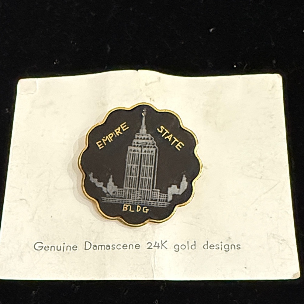 Vintage 50s Genuine Damascene 24k gold Empire State Building Souvenir Pin